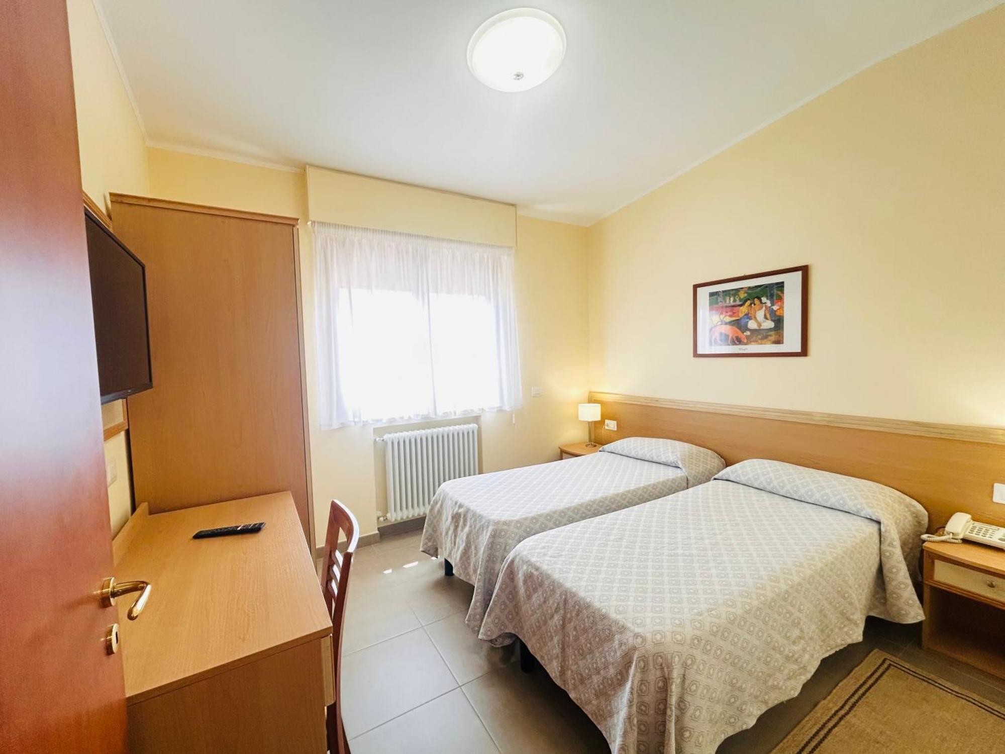 Il Nocchiero City Hotel Soverato Marina Exterior photo